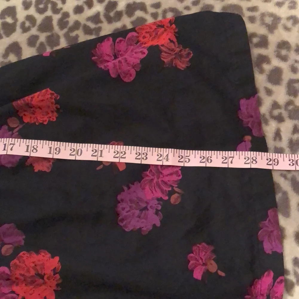 GapKids Floral Dress in Black Size Large 10 Regular Girls